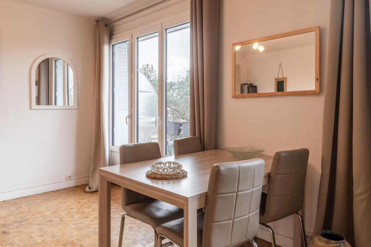 Appartamento Petit Port Furnished Flat Annecy Esterno foto